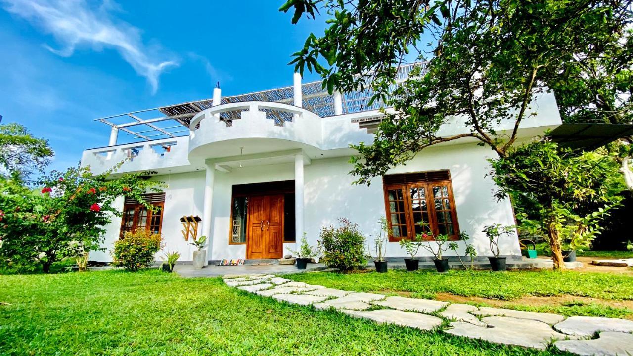 Madiha Surf House Lanka Matara Exterior foto